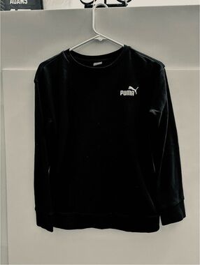Puma Black Crewneck Sweatshirt youth size L with White Chest Logo